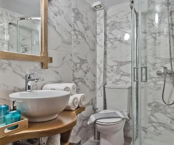 Philoxenia Apart-hotel 3*